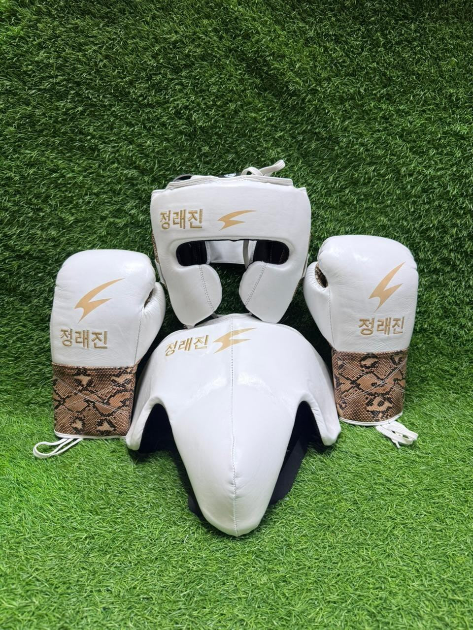 Bloodline Elite Sparring Kit - SNAKE PATTERN AND WHITE